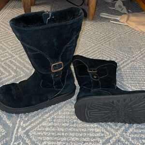 FITS LIKE woman’s 6.